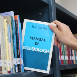 Manual de Eclesiología